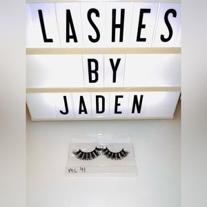Lash Strip ML41